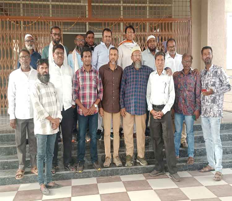 बिजली दारों गैस के बढ़ते दामों, एलपीजी गैस की किल्लत के विरोध मे कांग्रेस दिया ज्ञापन