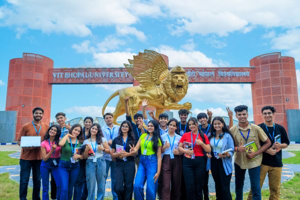 वीआईटी भोपाल यूनिवर्सिटी का नया नवाचार: पल्मोनरी फाइब्रोसिस के शुरुआती पता लगाने और दीर्घकालिक निगरानी में सुधार लाना है उद्देश्य