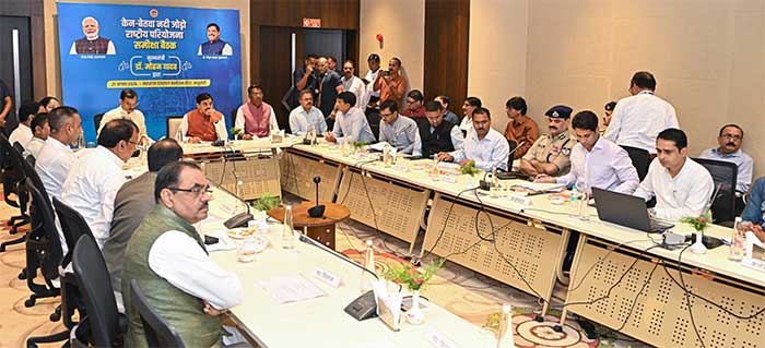44 लाख से ज्यादा लोगों को मिलेगा पीने का पानी, इसलिए परिवारों के करीब जाकर समझें परेशानी
